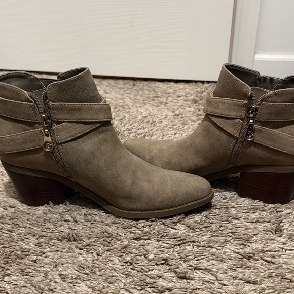 Tan Ankle Boots - Picture 6 of 8